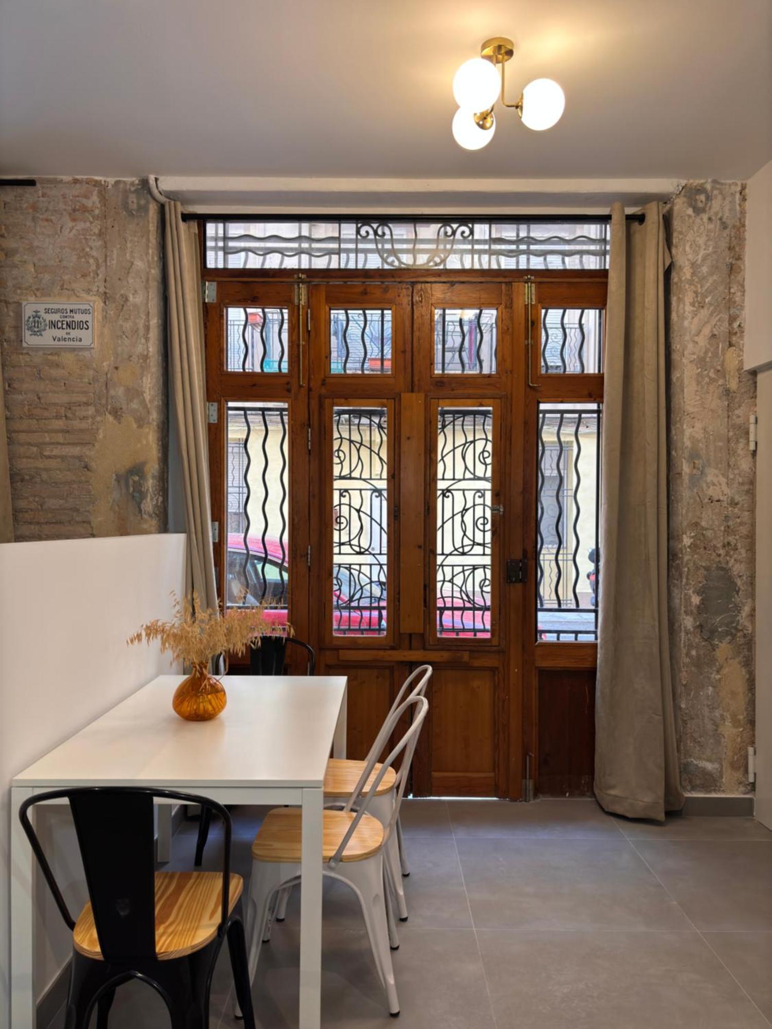 Maritime Apartamentos Cabanal Valence Extérieur photo